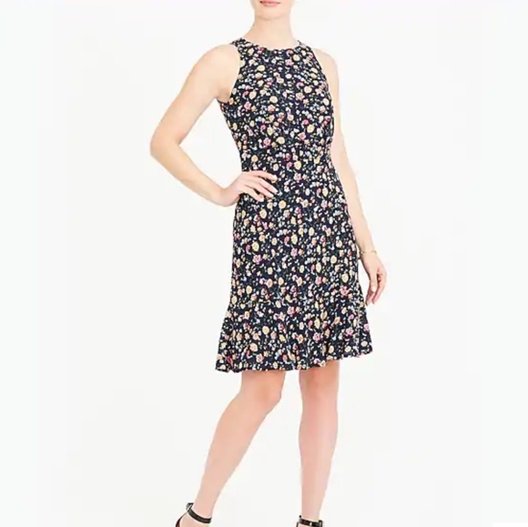 J. Crew Dresses & Skirts - J. Crew Mercantile Drapey Ruched-Waist Dress